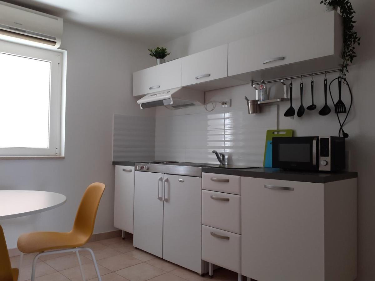 Apartment Zlata Rab Town Dış mekan fotoğraf