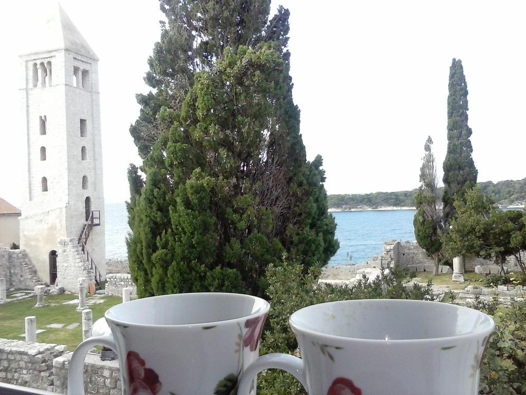 Apartment Zlata Rab Town Oda fotoğraf